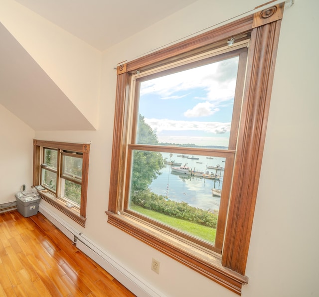 details featuring hardwood / wood-style floors