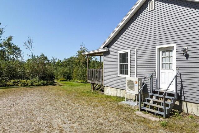 view of yard featuring ac unit