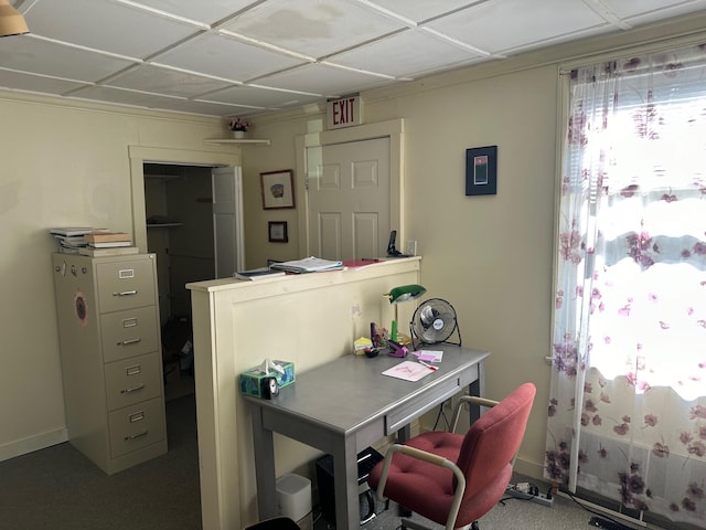 office area featuring baseboards