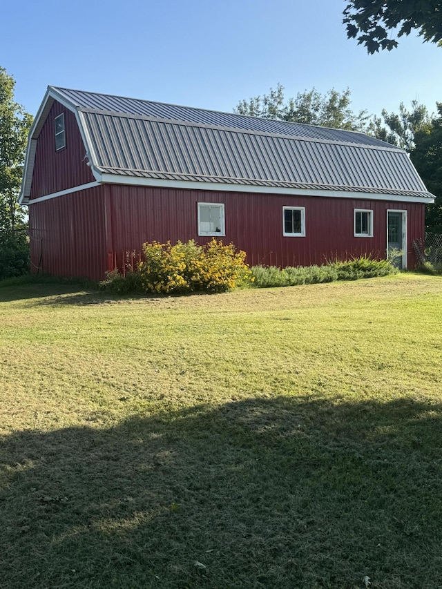 265 Main Rd, Bradford, ME 04410 - exterior space with an outdoor structure, metal roof, a yard, and a gambrel roof