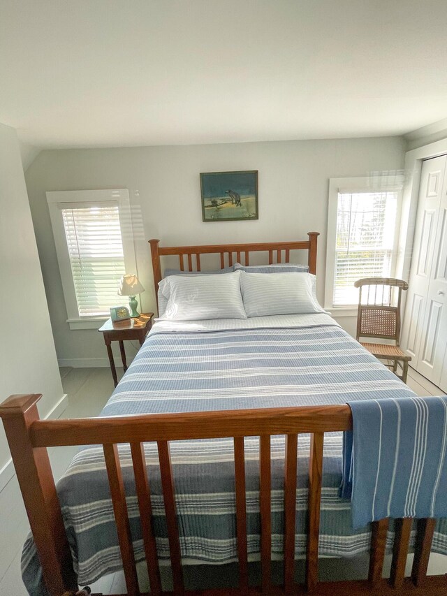 bedroom featuring a closet