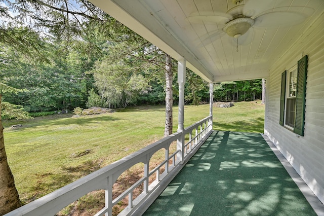 view of patio with a ceiling fan