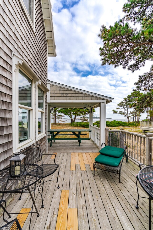 view of wooden deck