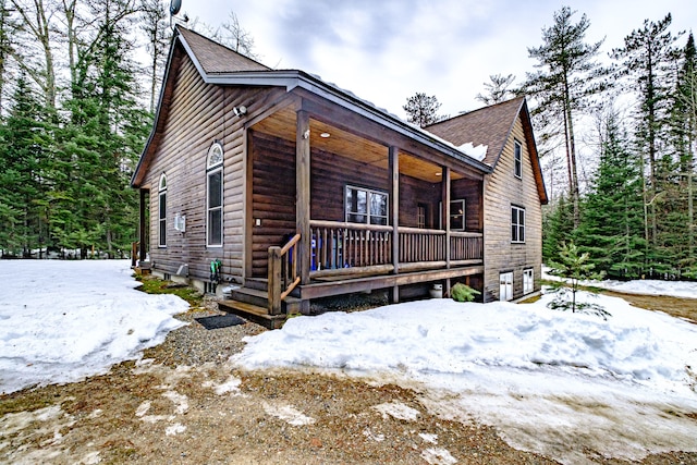 view of front of house featuring covered porch