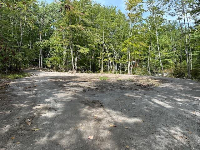 6 Oak Cir, Frye Island, ME 04071