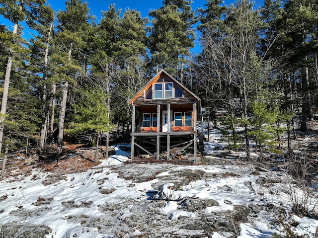 view of front of property