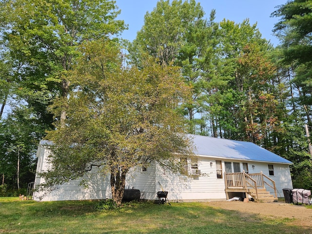 exterior space with a lawn