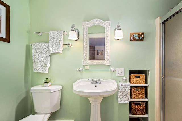 48 Camrock Dr, Rockport, ME 04856 - bathroom featuring toilet