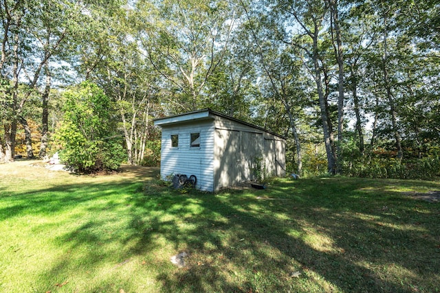 view of outbuilding featuring an outbuilding