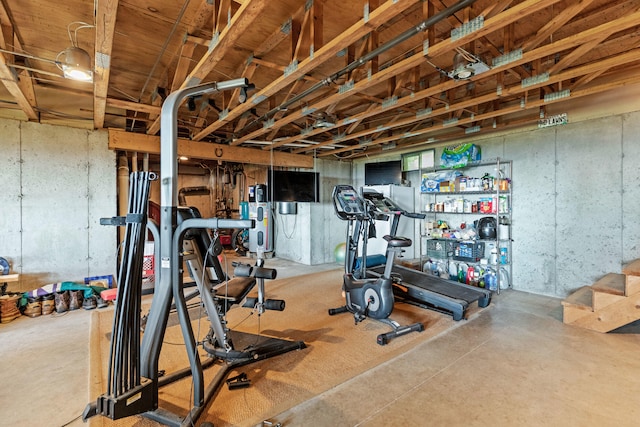 workout area with concrete flooring