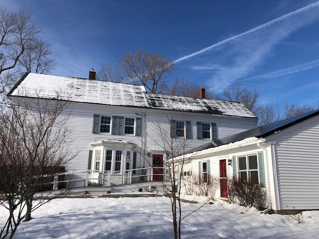 view of front of house featuring a wooden deck