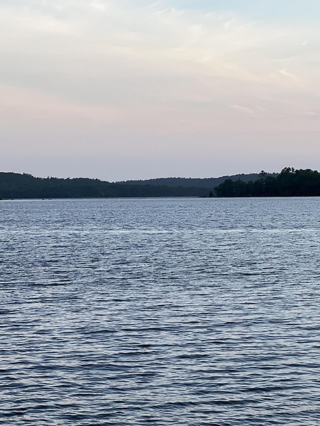60 Bluejay Ln, Waltham, ME 04605