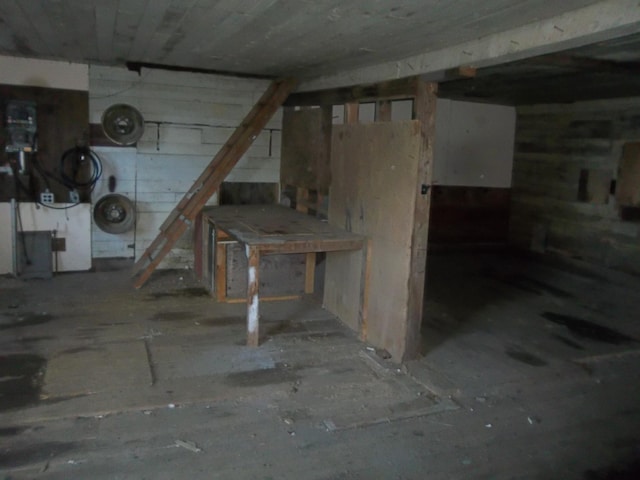 view of unfinished below grade area