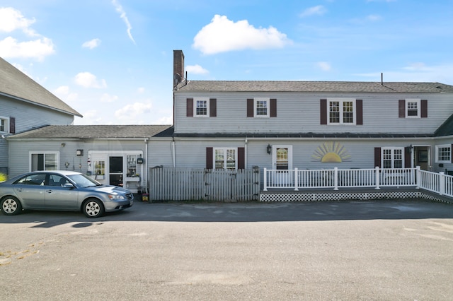 view of front of home with covered porch