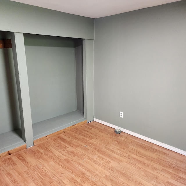 unfurnished bedroom featuring light hardwood / wood-style floors