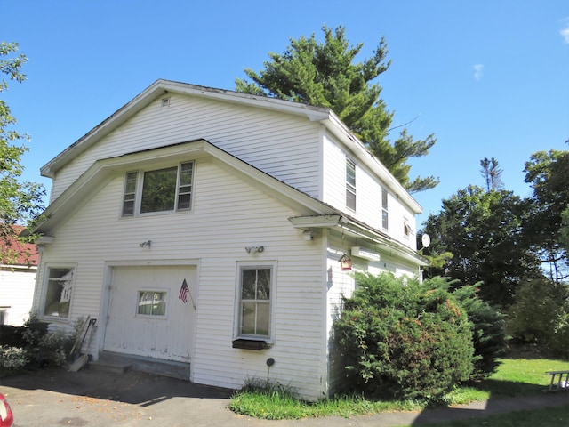 view of home's exterior