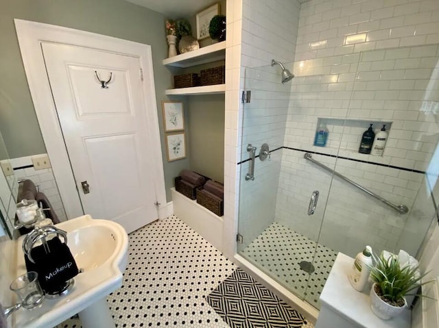 bathroom featuring walk in shower