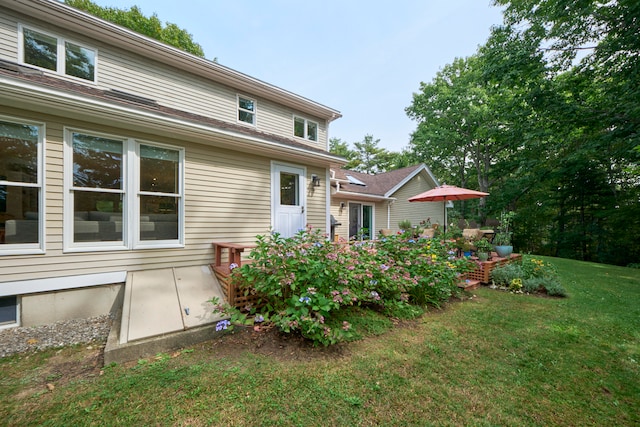 exterior space with a lawn