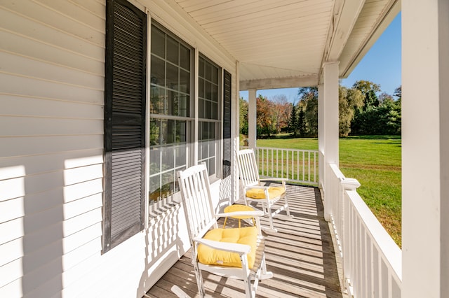 exterior space featuring a porch