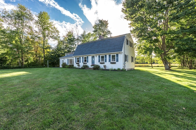 view of front of home with a front yard