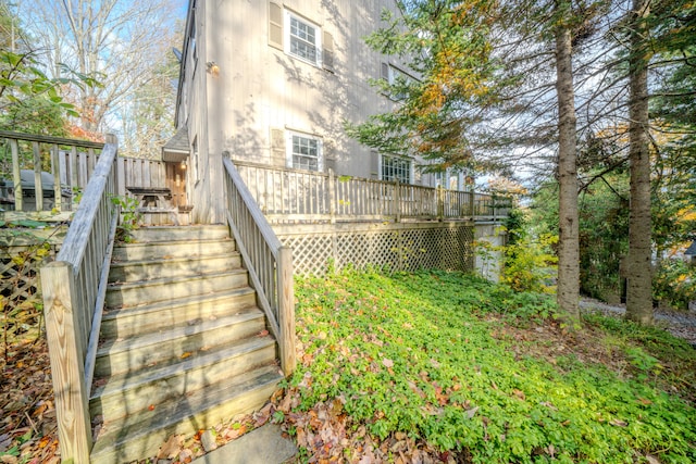 view of yard featuring a wooden deck