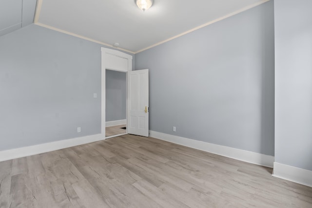 5 Harbor Rd, Friendship, ME 04547 - unfurnished room featuring wood finished floors, baseboards, and vaulted ceiling