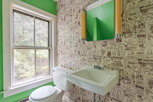 bathroom with sink and toilet