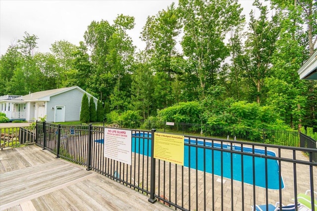 view of swimming pool