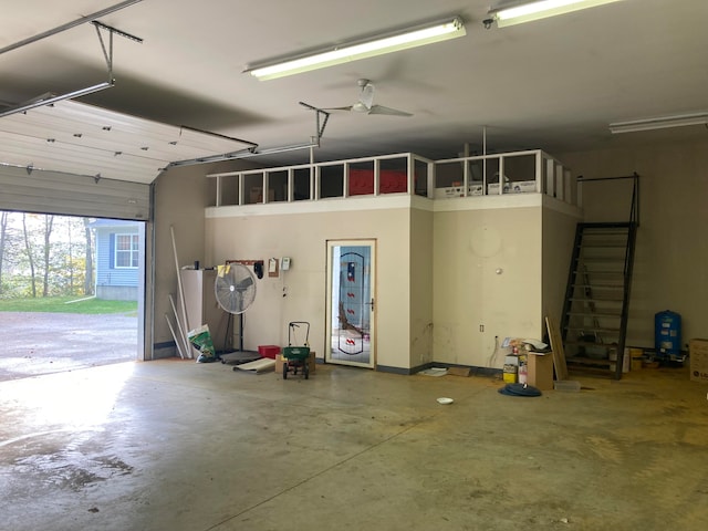 garage with ceiling fan