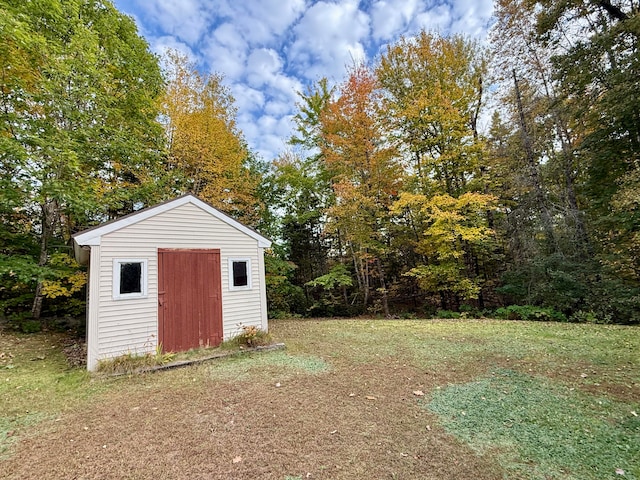 view of outbuilding