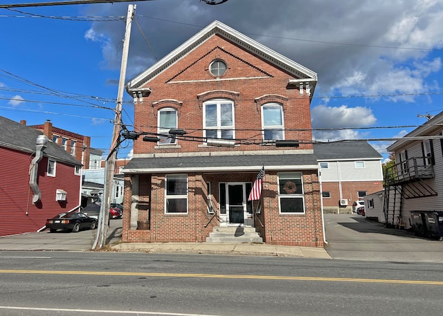 30 Water St, Ellsworth, ME 04605 - view of front facade