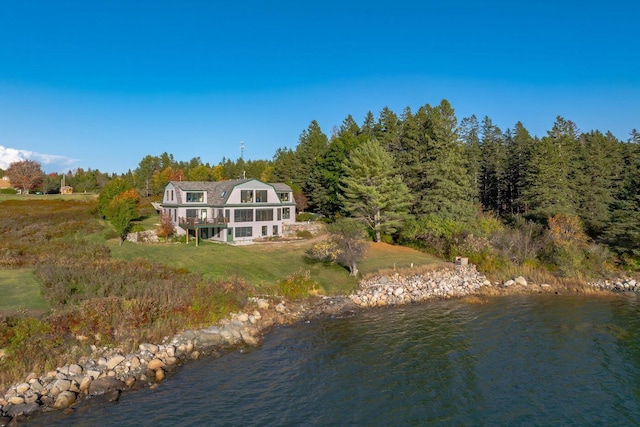 bird's eye view featuring a water view