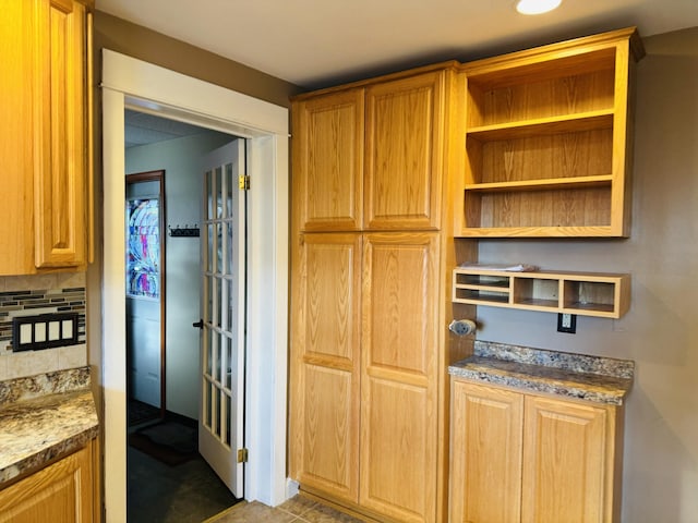376 Fort Fairfield Rd, Caribou, ME 04736 - kitchen with decorative backsplash and open shelves
