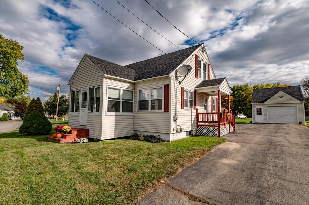 26 Charland St, Winslow, ME 04901 - photo 1
