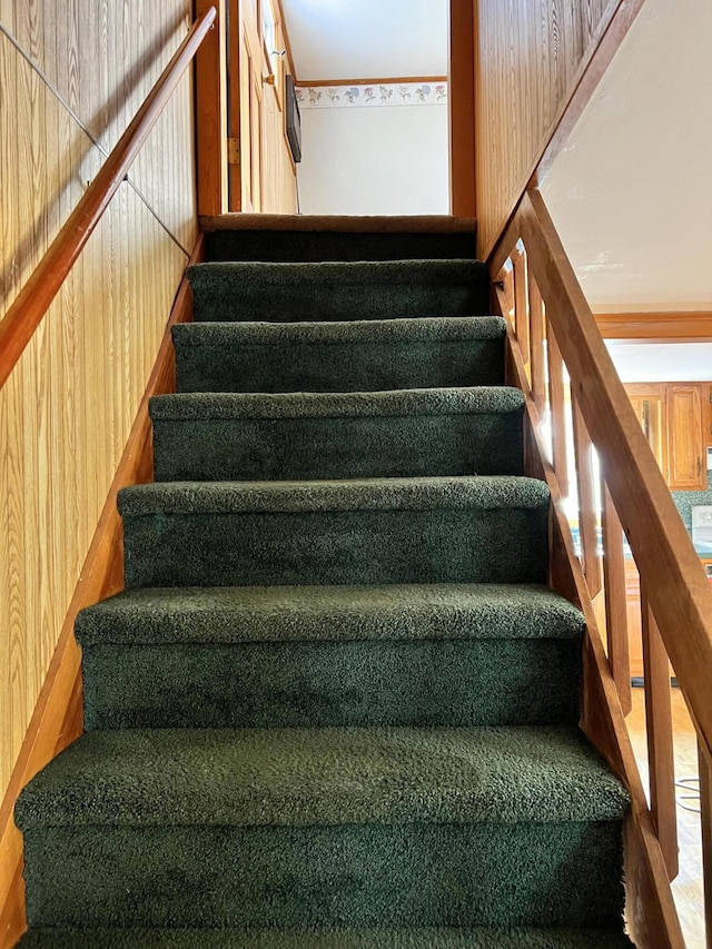 37 Spruce St, East Millinocket, ME 04430 - view of stairway