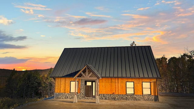 view of front of home