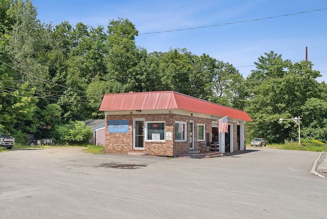 442-448 Maine Ave, Farmingdale, ME 04344 - view of building exterior