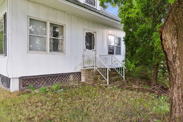 442-448 Maine Ave, Farmingdale, ME 04344 - view of doorway to property