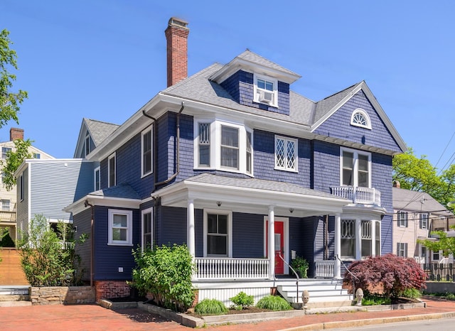 view of front of house featuring covered porch