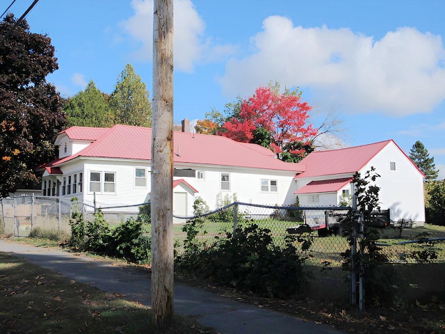 view of side of home