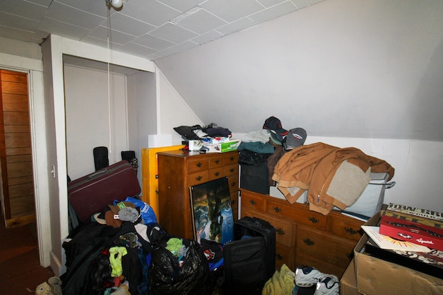 bedroom featuring a closet