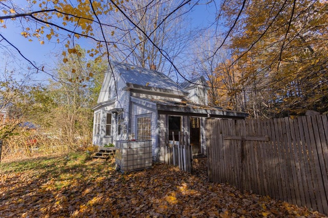 view of outbuilding