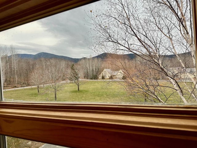 6071 Village On The Green Rd Unit G-11, Carrabassett Valley, ME 04947 - view of mountain background