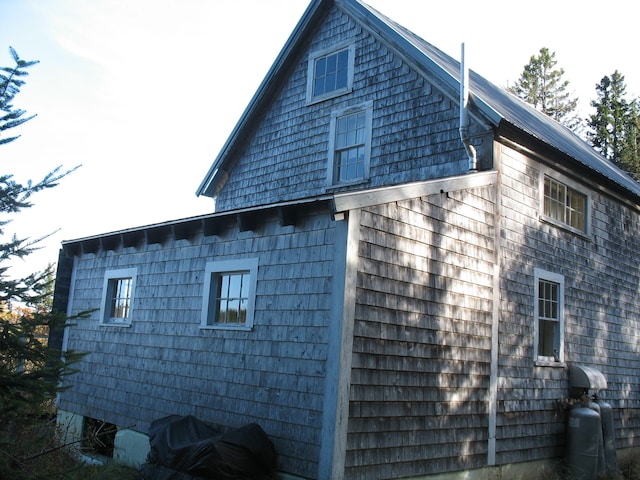 view of home's exterior