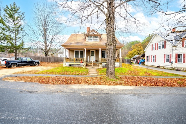 view of front of house featuring covered porch