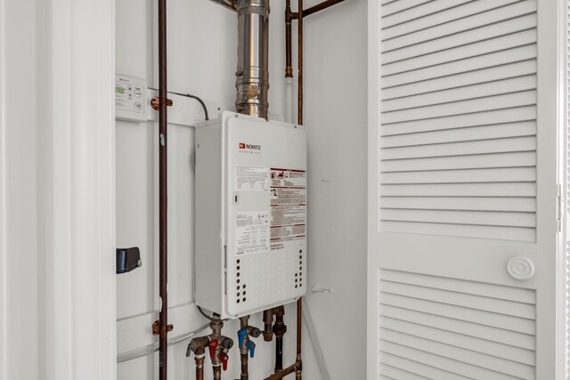 9 Robert Ln, Wells, ME 04090 - utilities with water heater