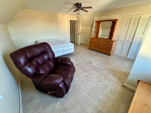 living room featuring ceiling fan