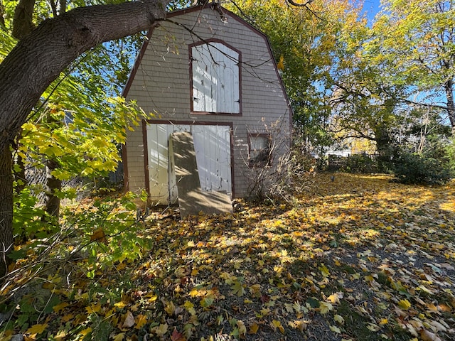 view of outdoor structure