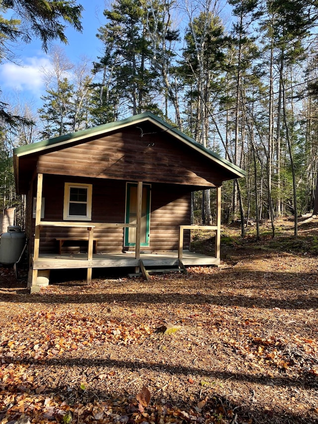 view of front of house featuring a deck