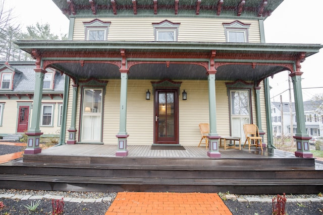 view of front of house with a porch